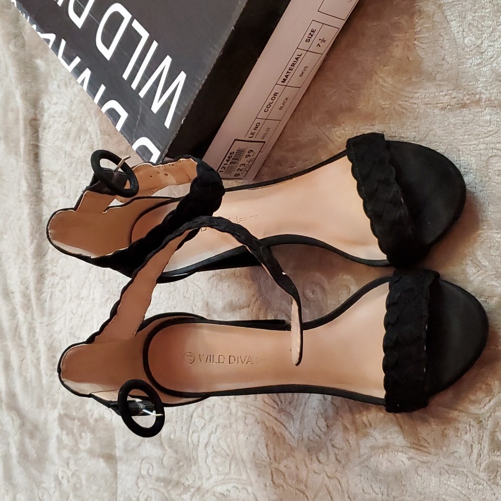 Wild Diva Strap Suede Sandal High Heels - Picture 2 of 8